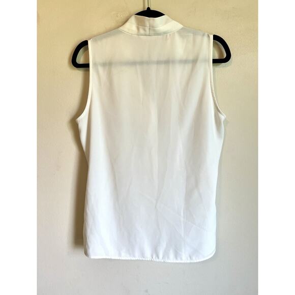 Soft Surroundings Pleated Blouse Tank Top Size Medium White Office Business - Picture 5 of 8
